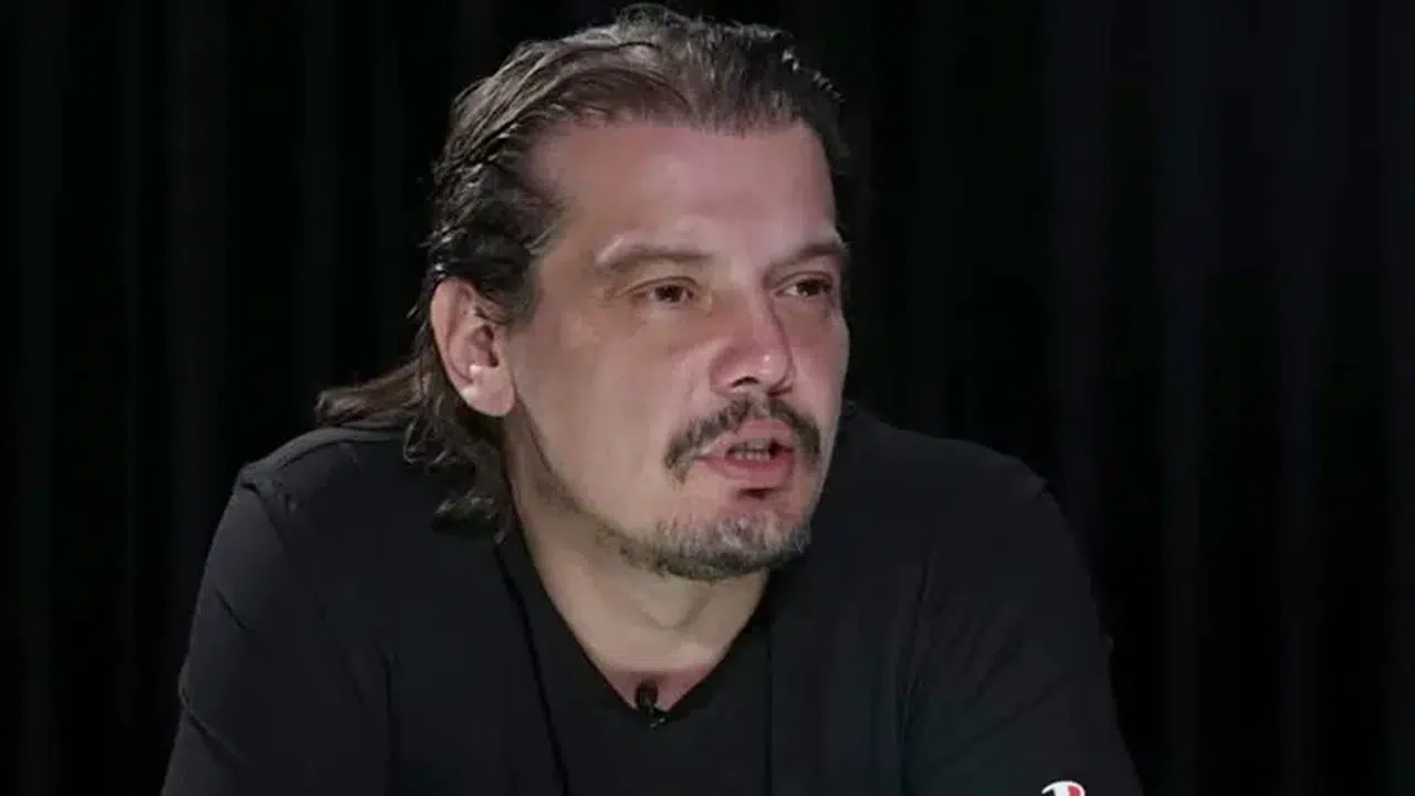 Arda Kural’ın Sevgilisi Kim, Adı Ne ve Ne İş Yapıyor? 14 Şubat Paylaşımı Sonrası Merak Ediliyor