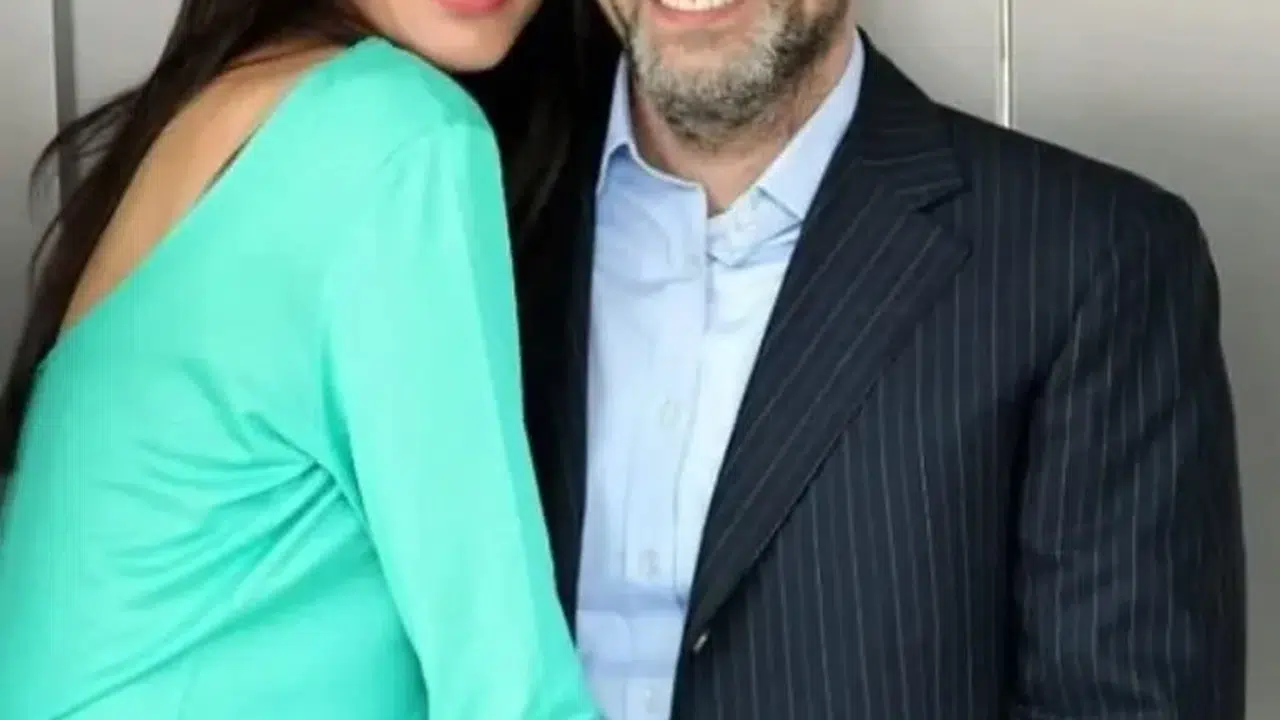 Adnan Aksoy Kim, Ne İş Yapıyor, Güzide Duran ile Evli mi Boşandı mı?