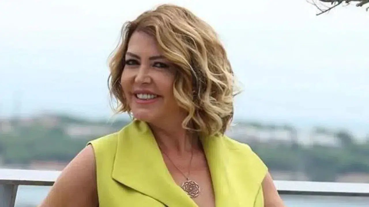 Güller ve Günahlar Berrak’ın Annesi Kim, Kim Oynuyor Gerçek Adı Ne?