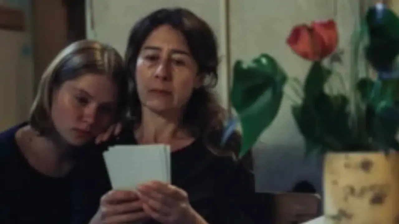 Veliaht dizisinin Gülşah’ı Defne Burnaz kimdir, kaç yaşında, nerede doğdu?