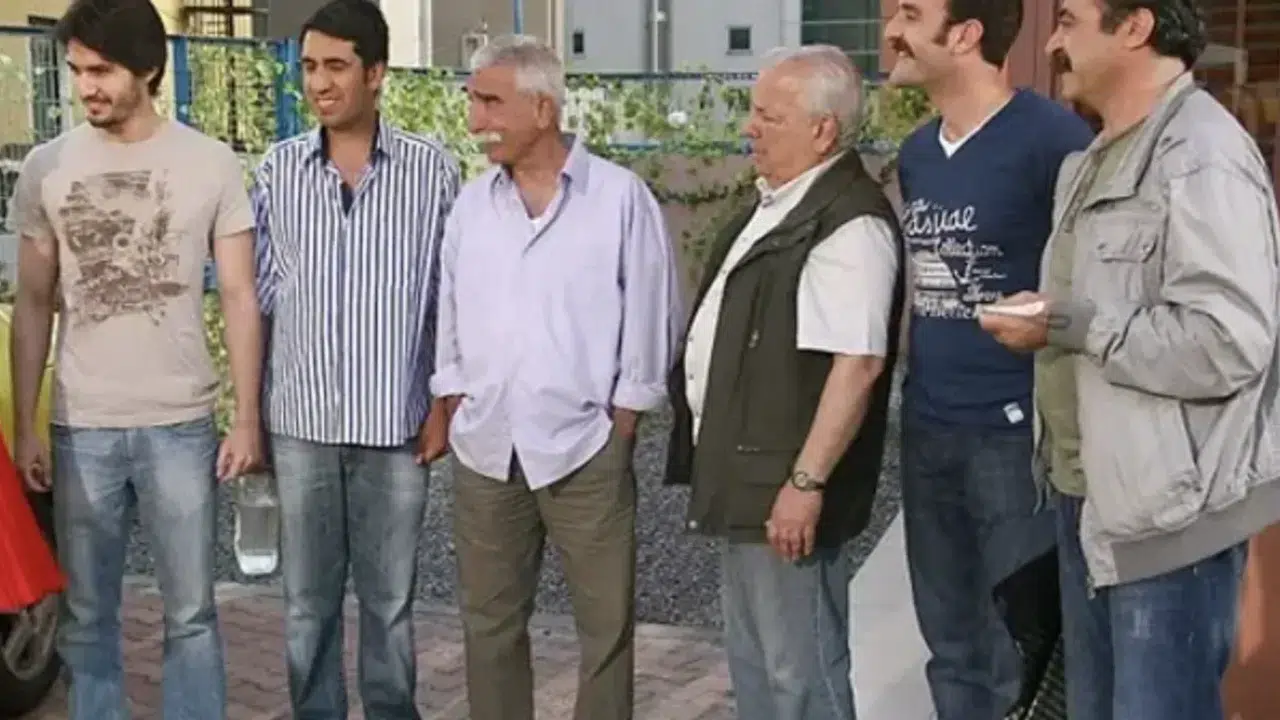 Akasya Durağı geri dönüş tarihi ne zaman, hangi ay yayınlanacak, Eylül kesin mi, yeni kadroda kimler var?