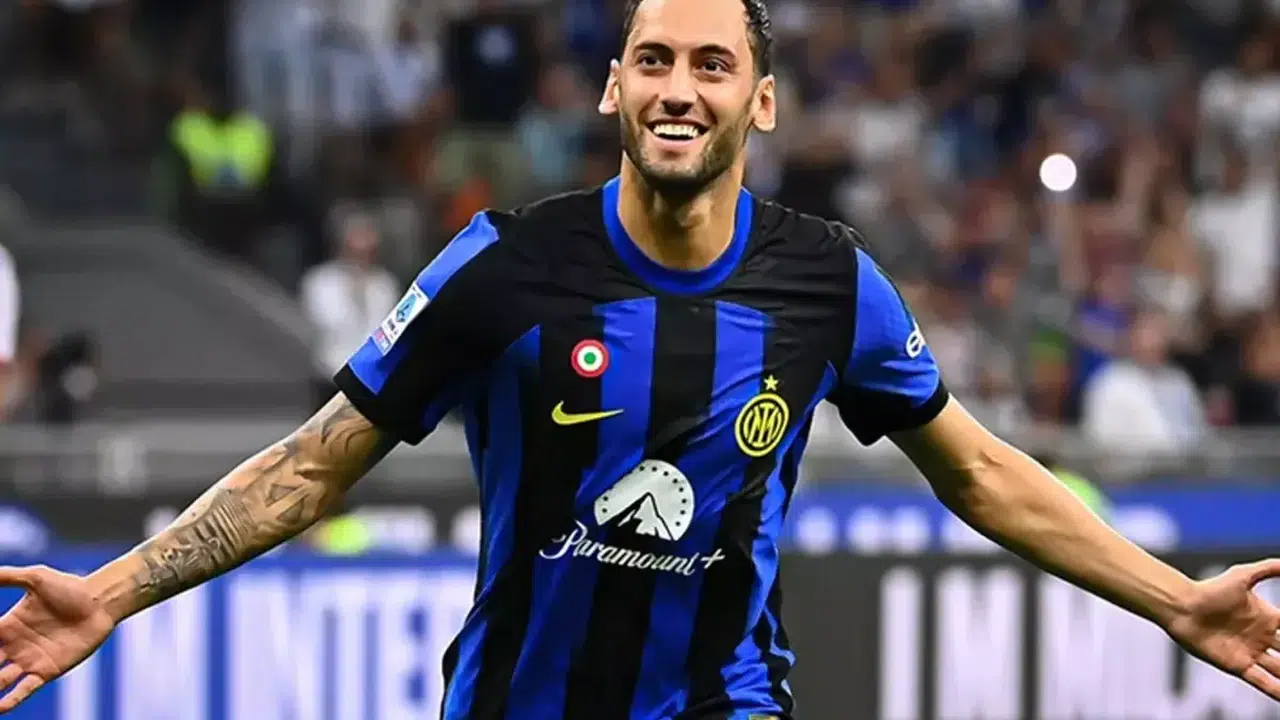 İtalya’dan Hakan Çalhanoğlu İddiası! Inter Defteri Kapanıyor mu?