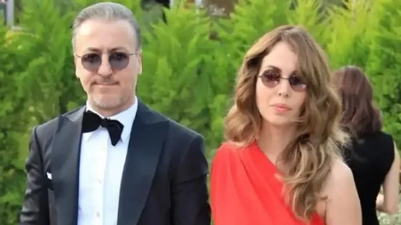 Esra Ronabar Kaç Yaşında, Aslen Nereli, Nasıl Ünlü Oldu, Ne Kazası Geçirdi, Hangi Dizilerde Oynadı, Instagram hesabı Ne?