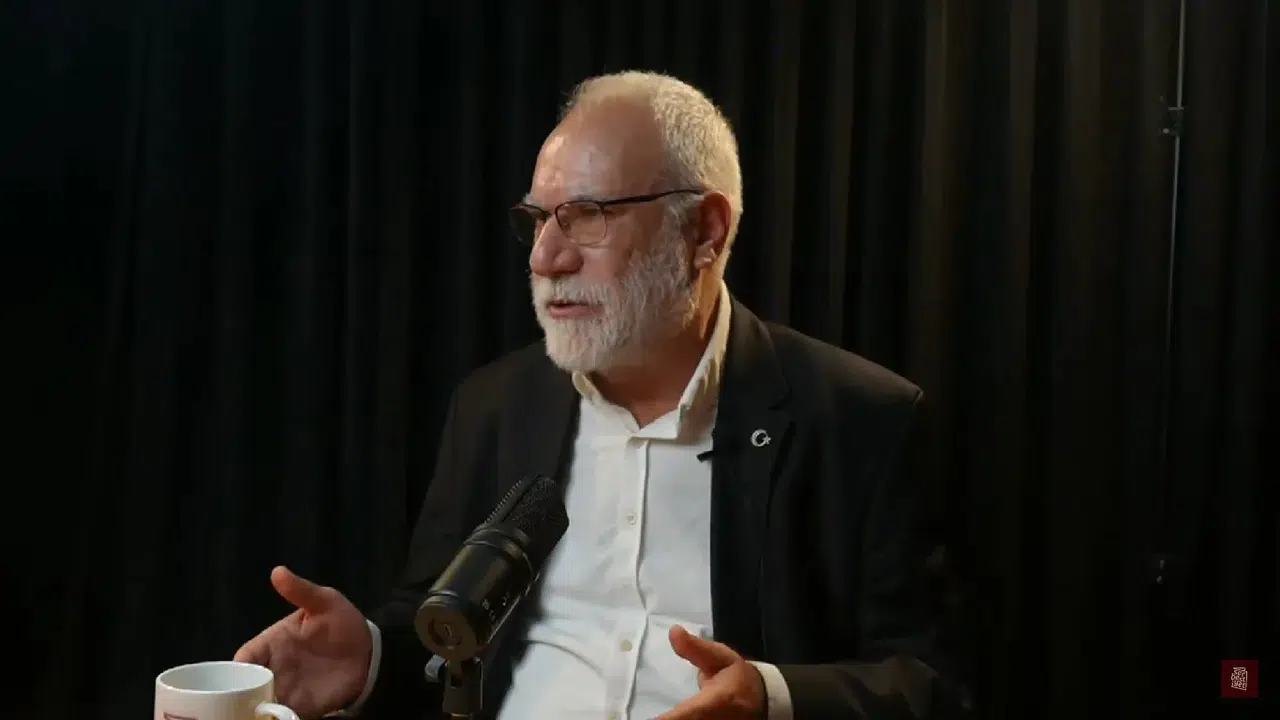 İmambakır Üküş Biyografisi (Kimdir)? Ne İş Yapıyor ve Kariyeri Hakkında Bilgiler