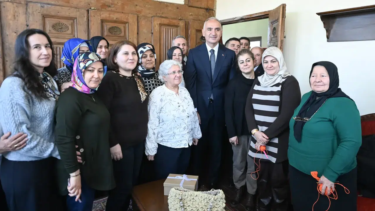 Kültür ve Turizm Bakanı Ersoy’dan Kırıkkale’de ev sofrası ve müze ziyareti