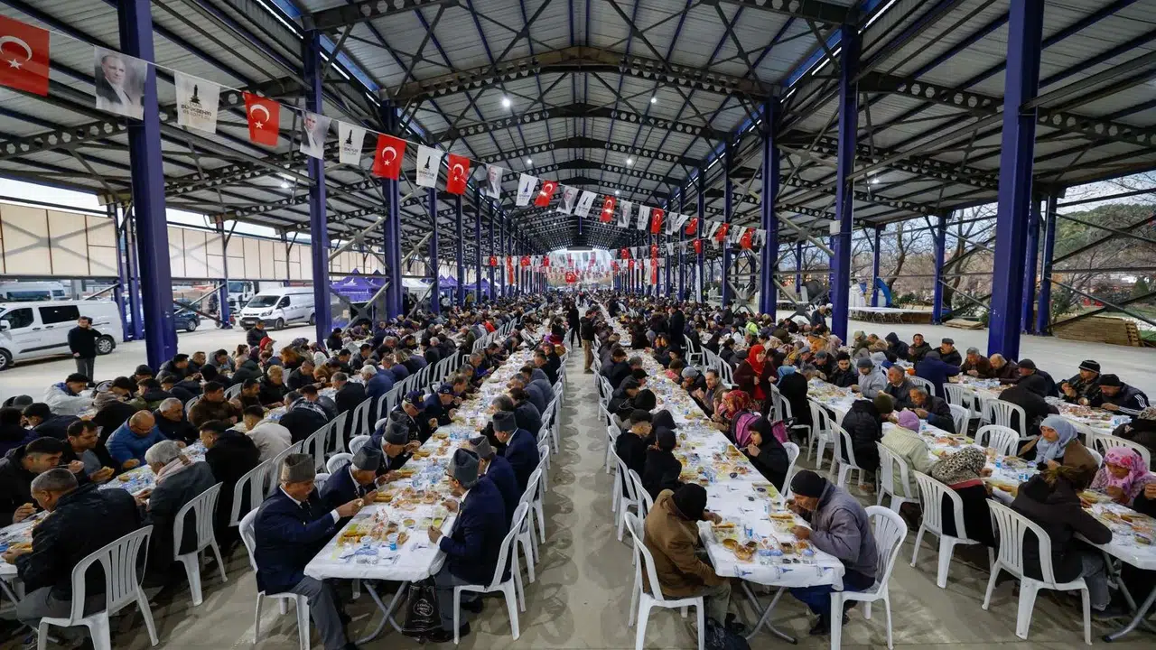 2026 İzmir Büyükşehir Belediyesi İftar Çadırları Ne Zaman, Nerede Kurulacak, Güncel Program Açıklandı Mı?