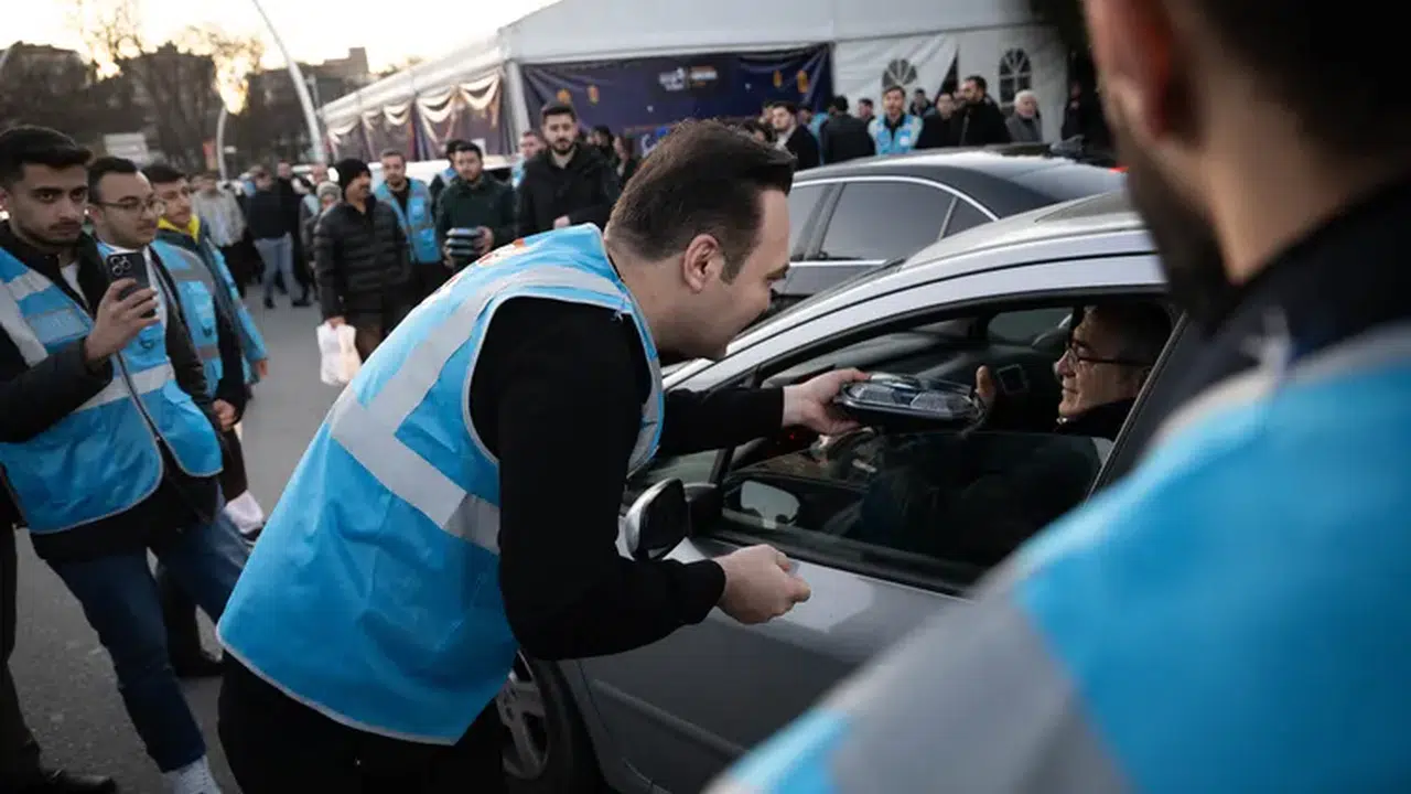 GençNokta’da İftar, Trafikte İkram! AK Gençlik’ten 81 İlde Hamle