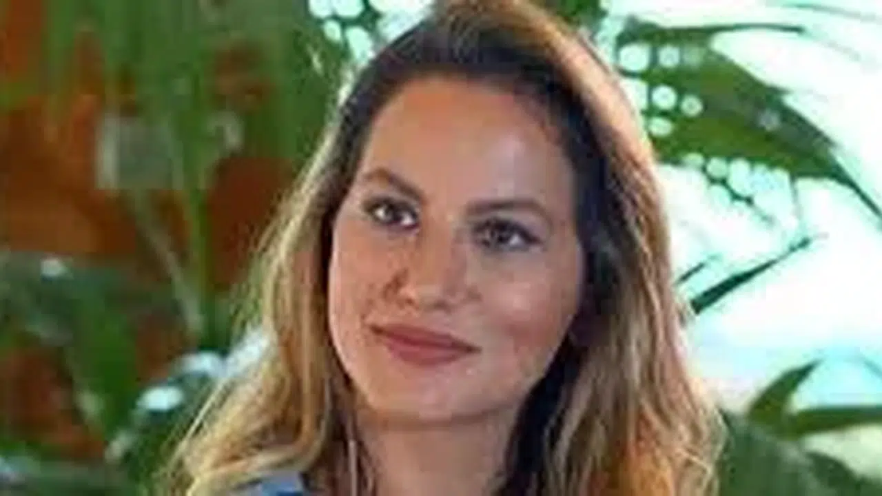 Yıldız Asyalı'nın ailesi kimdir, kardeşleri kimler?