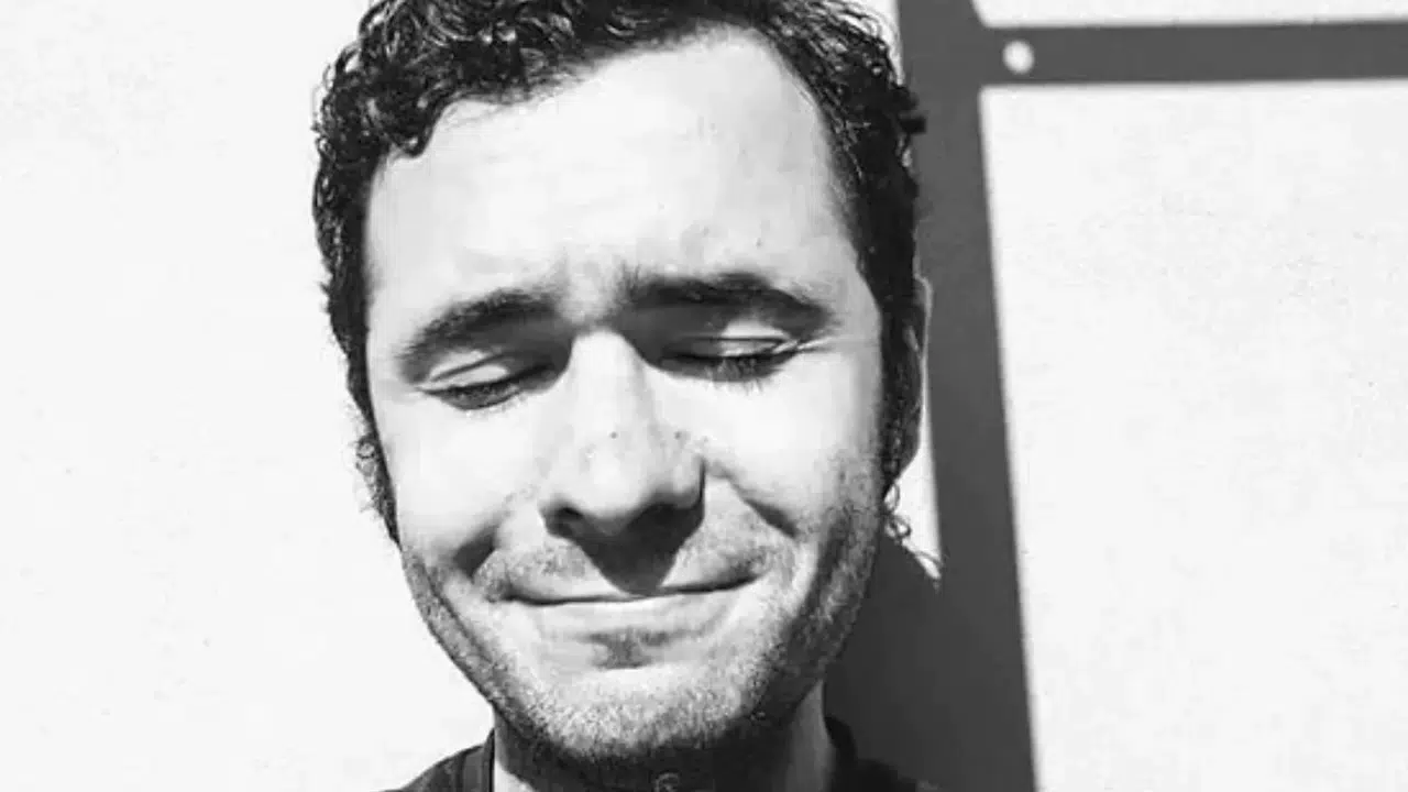 Eren Boz hayatı (kariyeri), kaç yaşında, aslen nereli, mesleği ne, Instagram hesabı nedir?