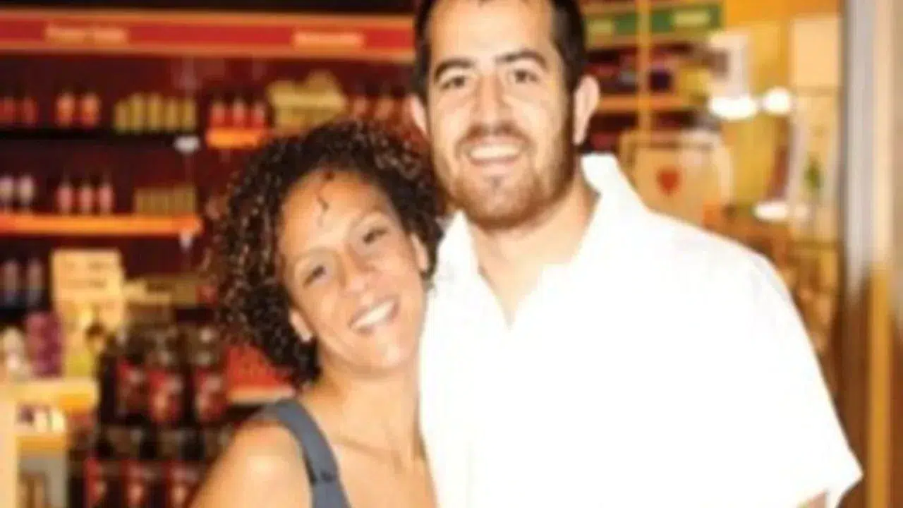 Defne Joy Foster' ın eşi kim, evlilikleri ve özel hayatı