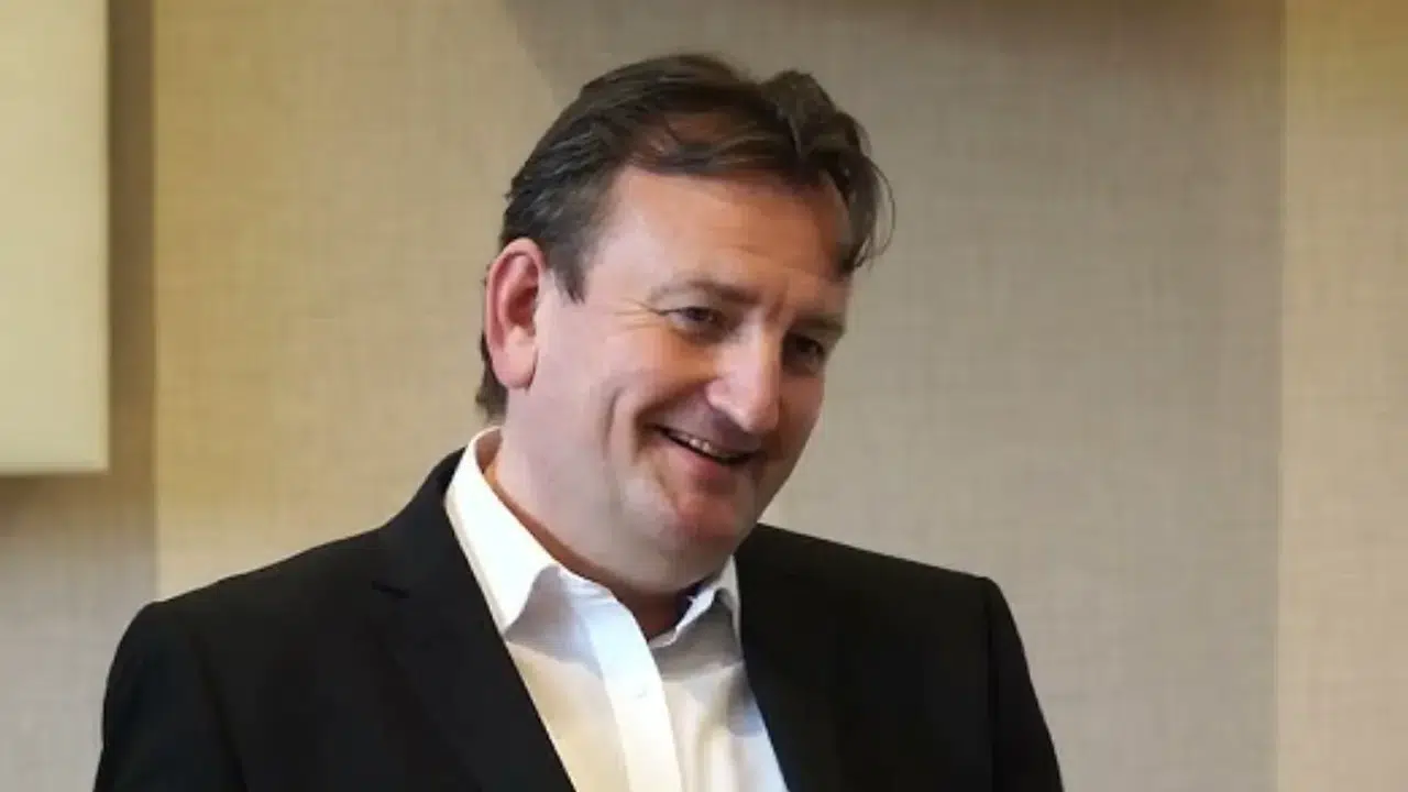 Nottingham Forest Başkanı Nicholas Randall'ın Hayatı (Kariyeri), Kaç Yaşında, Aslen Nereli, Mesleği Ne, Serveti Ne Kadar?