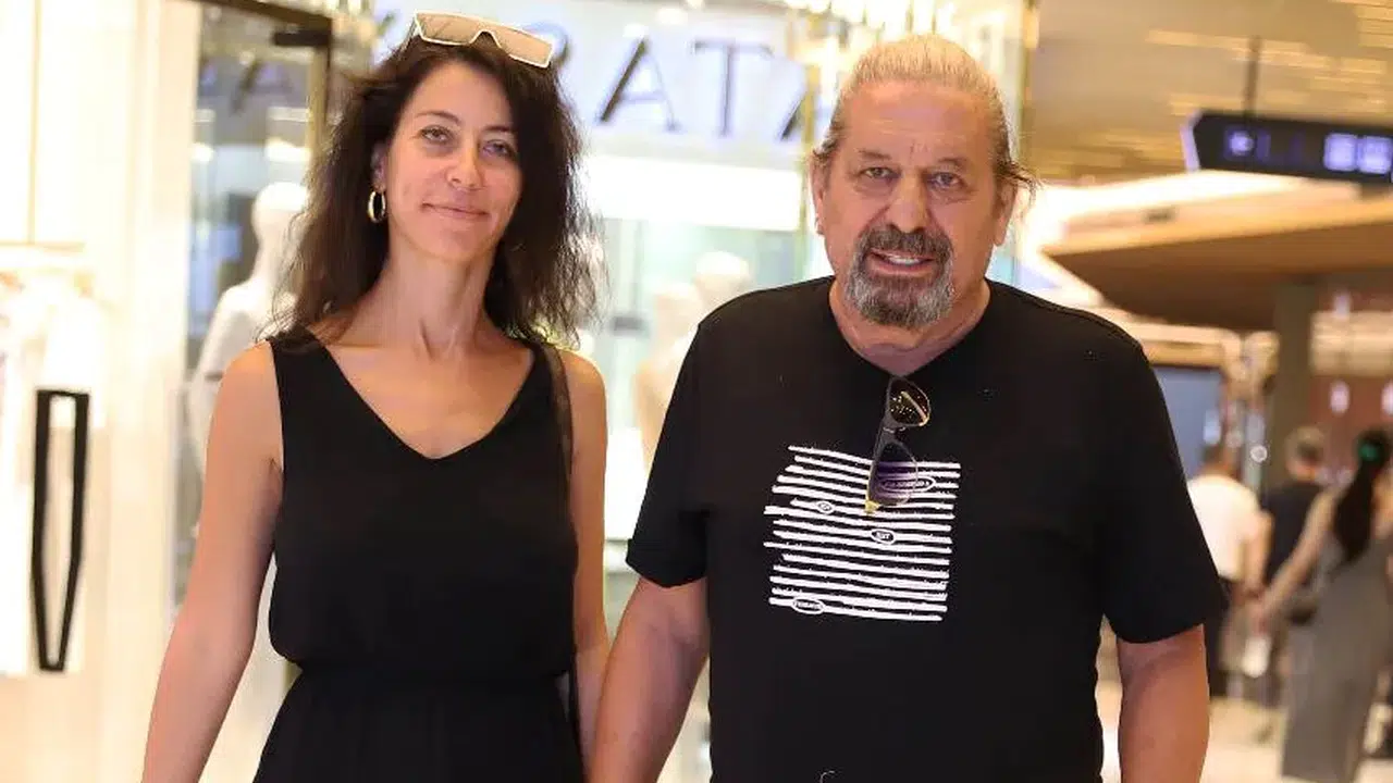 Erman Toroğlu Kiminle Evlendi, Ezgi Yavuz Kaç Yaşında, Aralarında Kaç Yaş Fark Var, Ne İş Yapıyor?