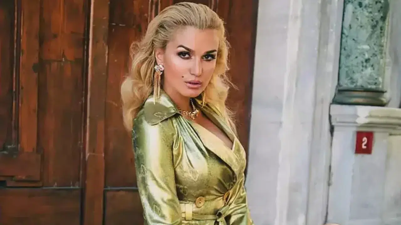 Tuğba Özay İsyan Etti! Genç Görünme Takıntısı İçin Söyledikleri Şaşırttı