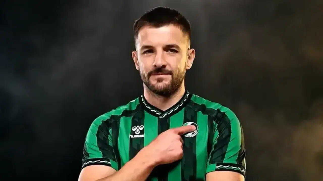 Bosna Hersekli orta saha Kobiljar, Sakaryaspor’dan ayrıldı!