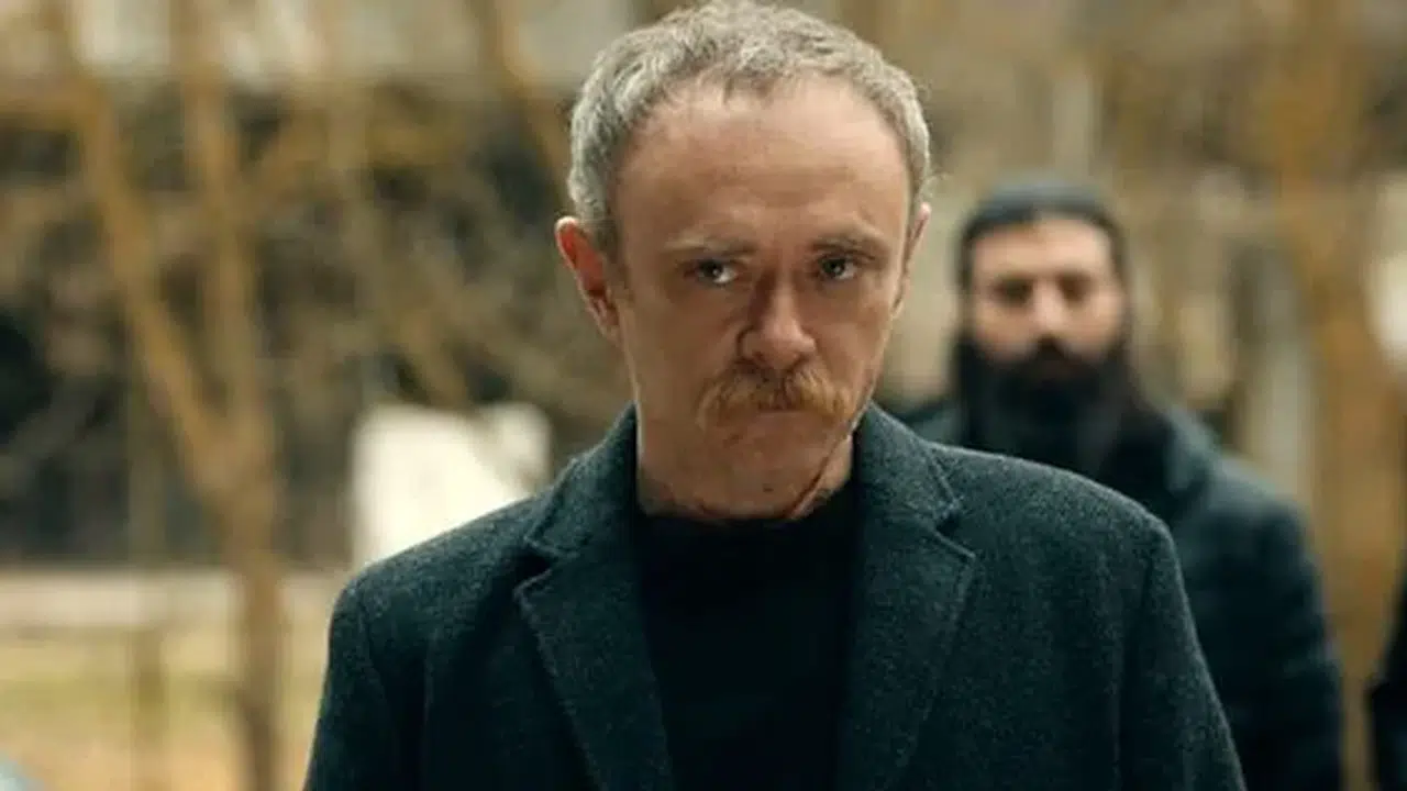 Tansu Biçer hayatı (kimdir) aslen nereli, kaç doğumlu, kiminle veli, çocuğu var mı, nerede oynadı?