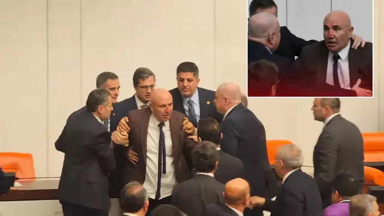 Meclis’te yemin öncesi gerginlik! Kürsü işgal edildi, kavga çıktı!