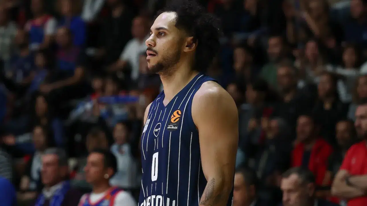 Shane Larkin sakat mıydı, sağlığı nasıl, maça girmek istemedi mi, İbrahim Kutluay ne dedi?