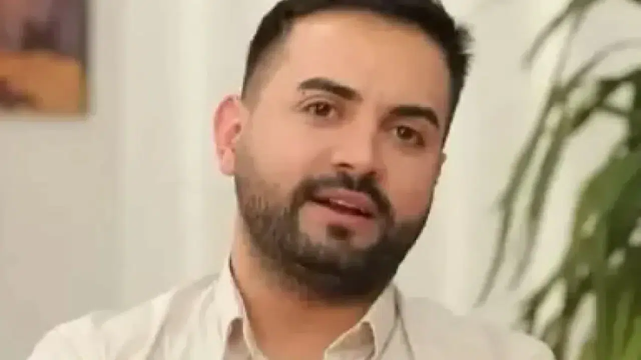 Kadir Ezildi'nin kaç tane dairesi var?