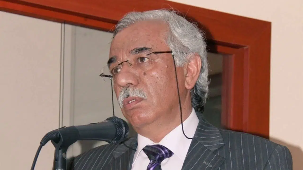 Prof. Dr. İhsan Solak hayatı ( Kimdir), Ölüm Nedeni Belli Oldu mu?