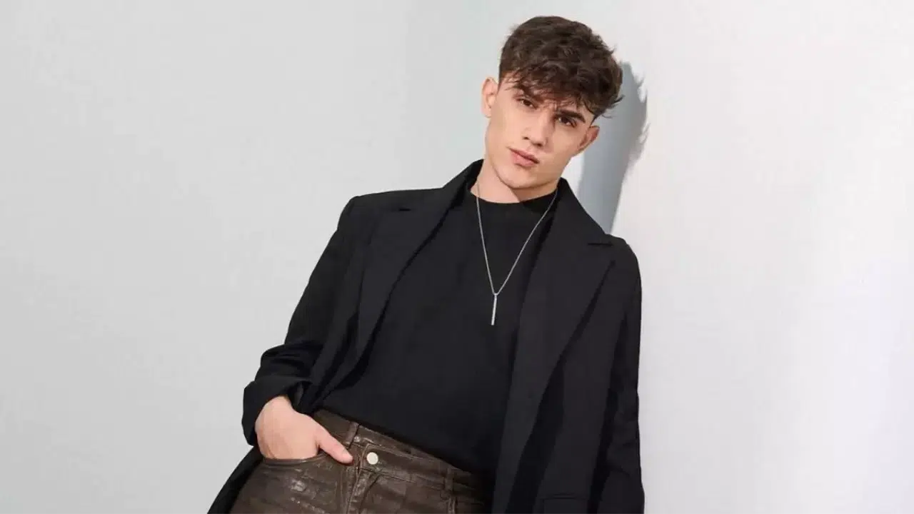 Ahmet Can Dündar Sevgilisi Kim, Feride Özdinç ve Ebrar İddiaları Doğru Mu?