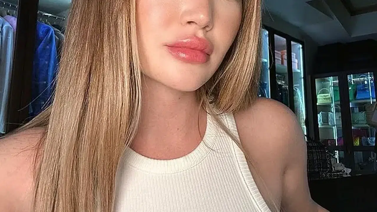 Danla Bilic Hayatı, Gerçek Adı Ne, Kaç Yaşında, Nasıl Ünlü Oldu, Çakal’la Neden Ayrıldı, Şimdi Sevgilisi Var Mı?