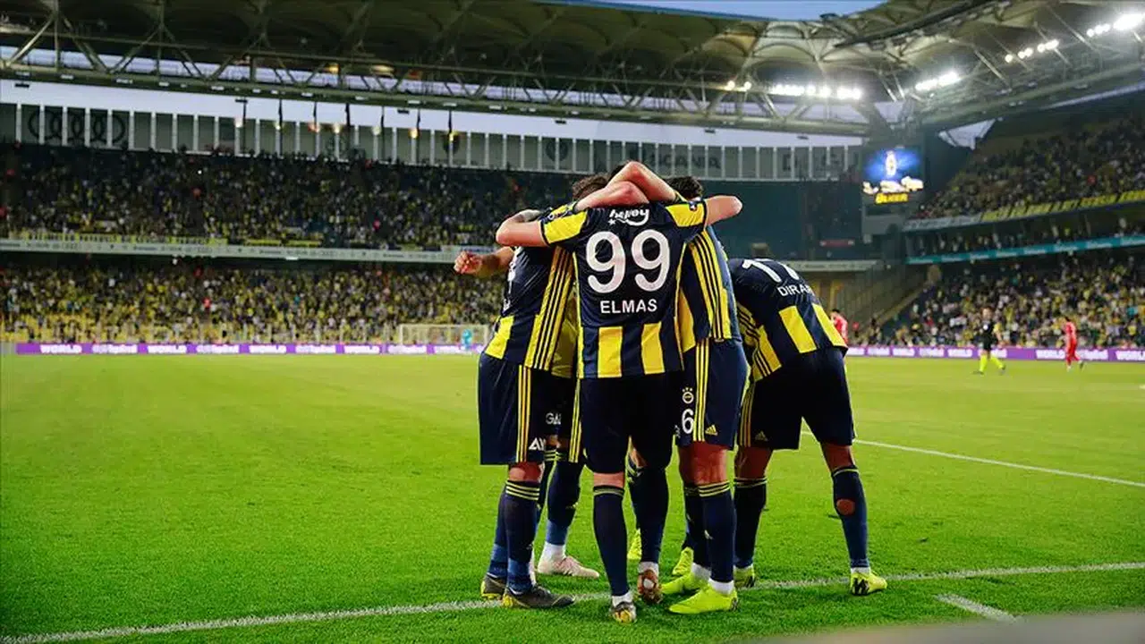 Kadıköy’de Yıkım, İngiltere’de Mucize Arayışı! Fenerbahçe İçin Tek Yol: 4 Fark!