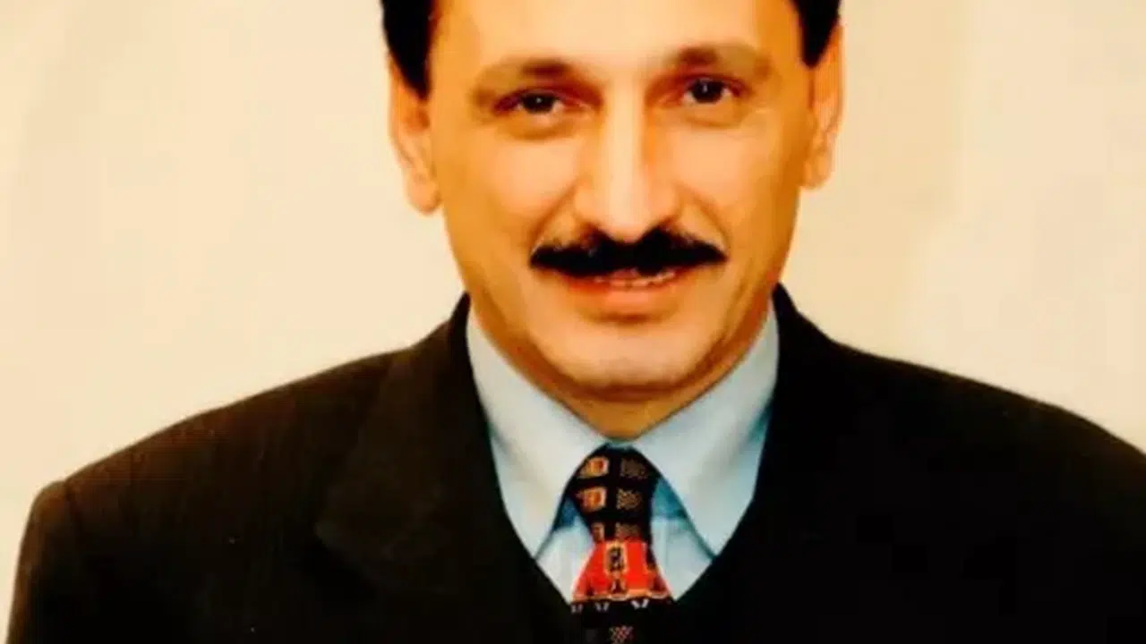 Hilmi Topaloğlu’nun Eşleri Kimlerdir, Dostu Kim ve Mahsun Kırmızıgül’e Neden Küstü?