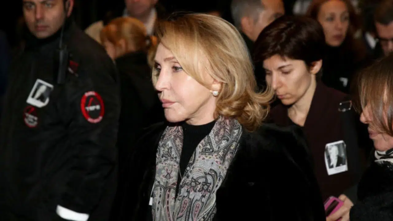 Rahmi Koç’un karısı kimle kaçtı, iddialar doğru mu? Boşanma süreciyle ilgili gerçekler