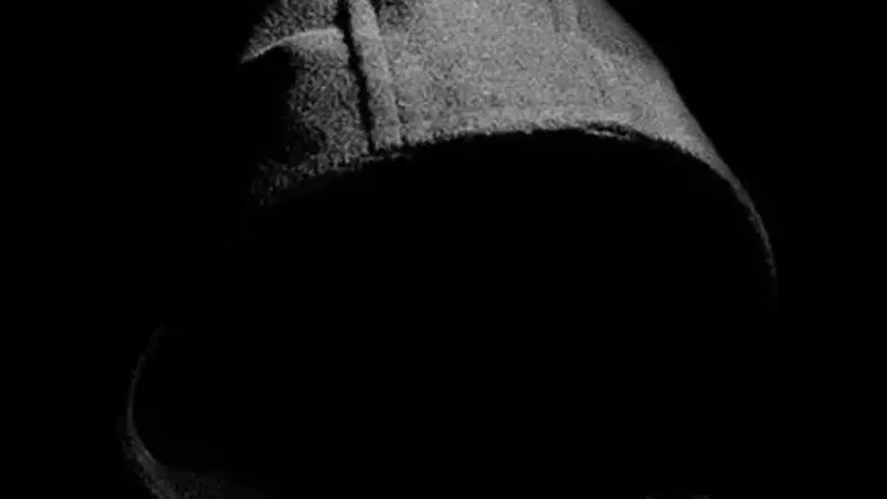 Rüyada Ölmüş Birini Görmek Ne Anlama Gelir? Rüyada Ölmüş Birini Canlı Görmek Ne Demek?