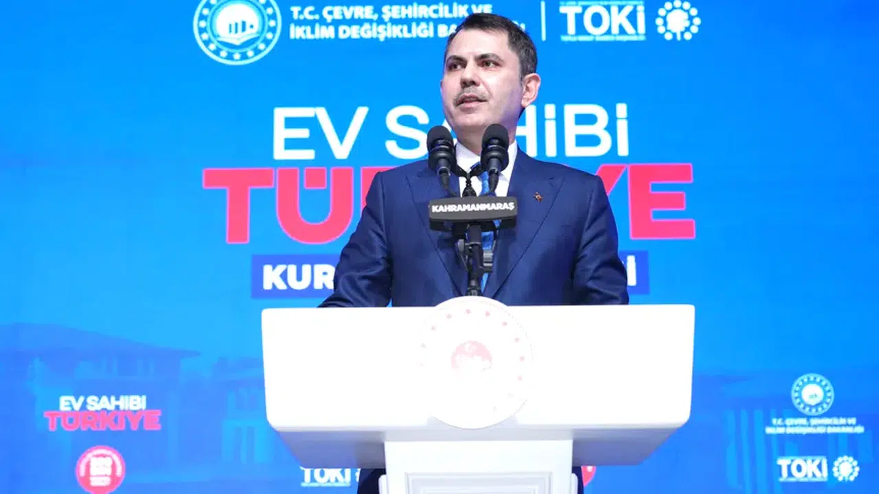 Bakan Kurum’dan Kahramanmaraş’ta net mesajlar: 'Afet Konutları Faizsiz, Sabit Fiyatla, 2 Yıl Sonra Ödenecek'