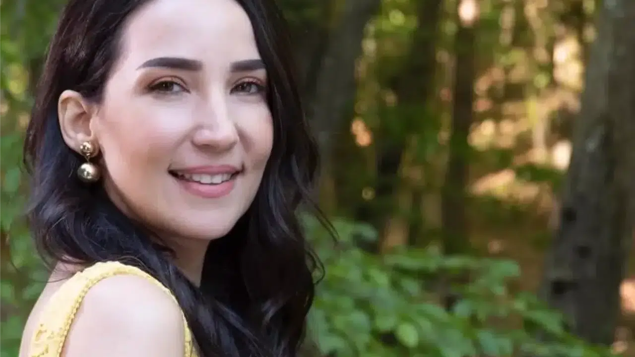 Sessizliği Bozan İpek Açar, 'Vurdum Kendimi Yalnıza' ile Geri Döndü