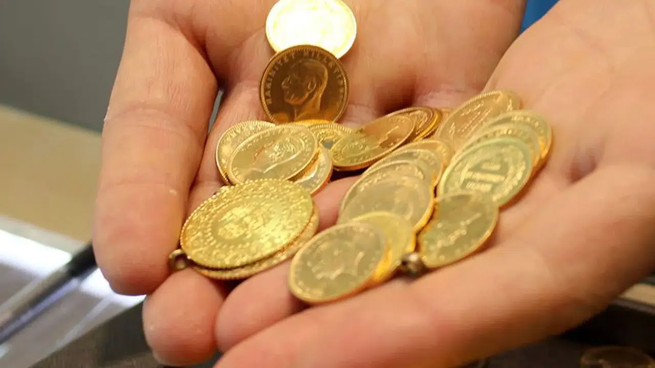 Asya piyasalarında teknoloji hisseleri yükseldi, altın geriledi!