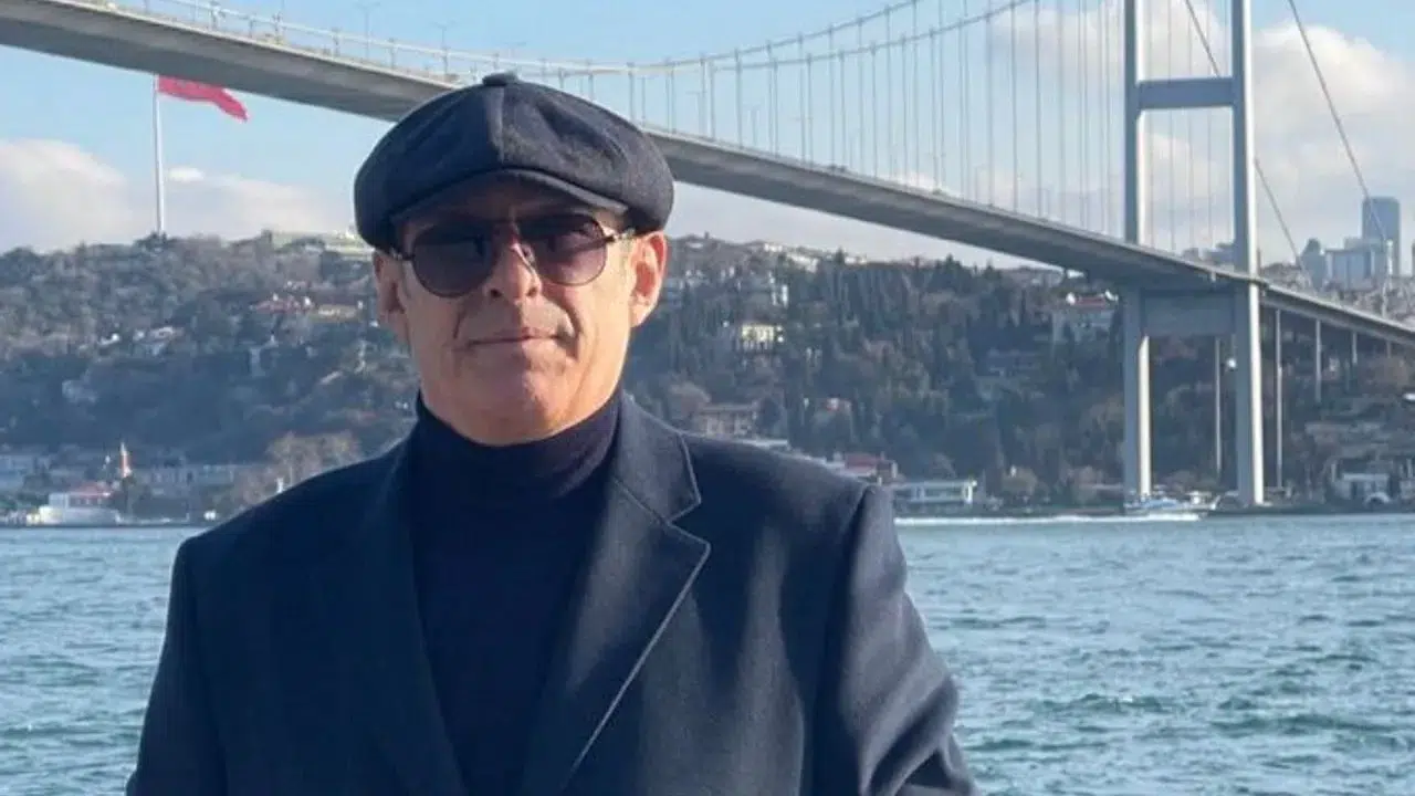 Eşref Saral HAYATI (kimdir), nereli, kaç yaşında ve Sarallar grubundaki rolü ne?