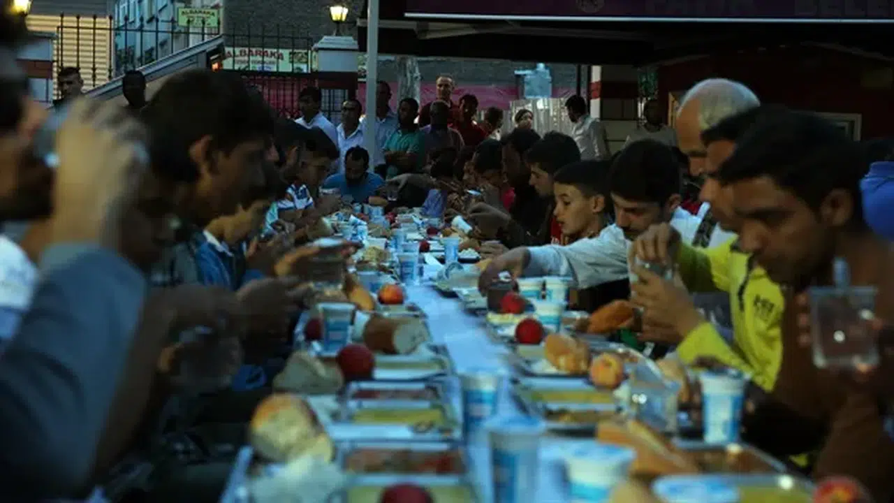 2026 Manisa iftar çadırı nerede kurulacak? Kızılay ve belediye iftar çadırı adresleri hangi ilçelerde?