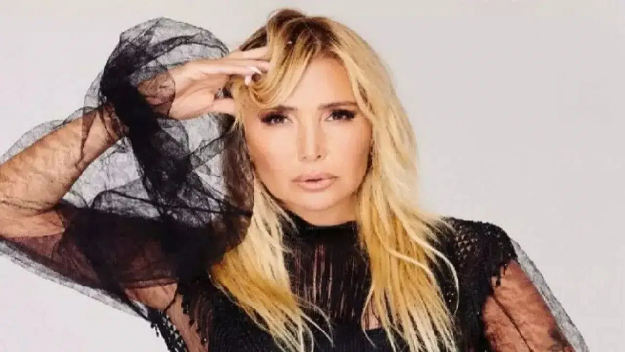 Yonca Evcimik Türk mü, çocuğu var mı ve özel hayatı nasıl?