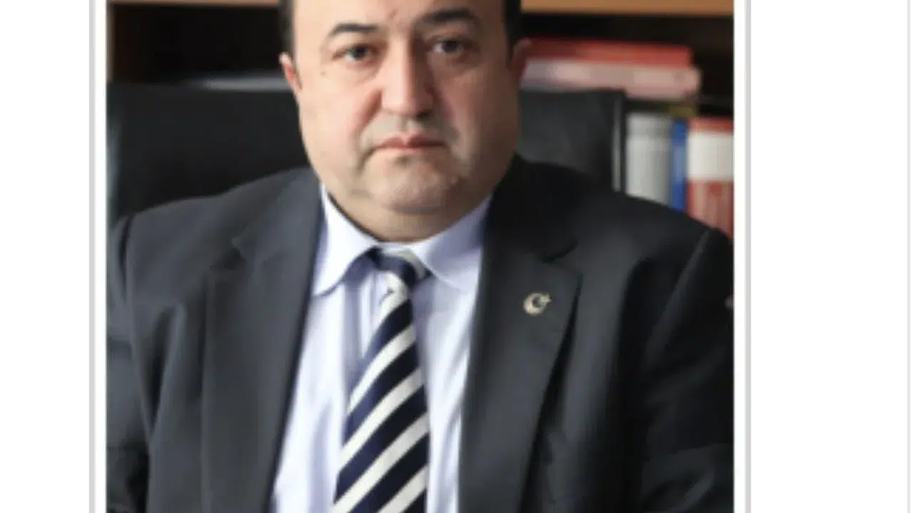 Naim Ayhan kimdir, kaç yıldır görevde, kariyeri ve özgeçmişi nedir?