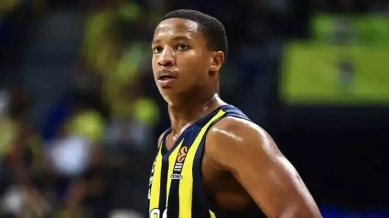 Potada sarı-lacivertler için kötü haber... Devon Hall operasyon geçirdi!