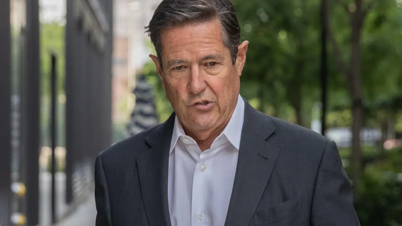 Bankacı Jes Staley kovuldu mu, istifa mı etti? Barclays’ten ayrılışının asıl sebebi