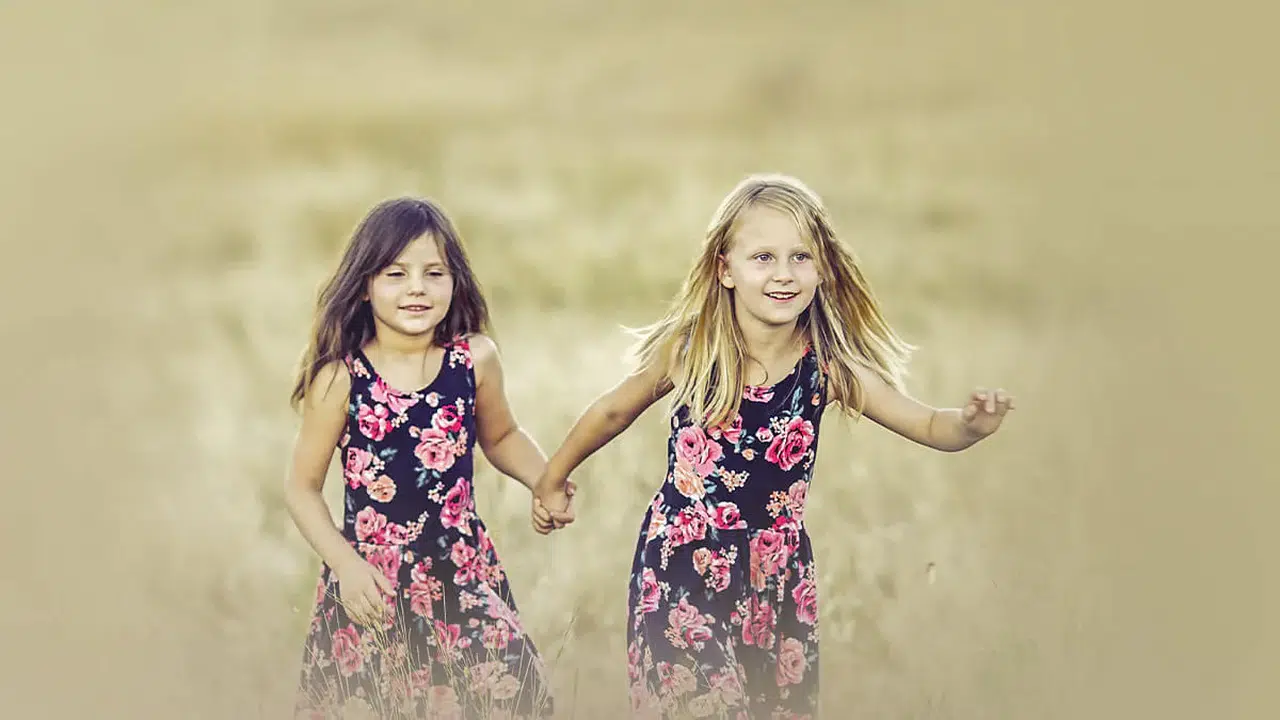 Rüyada Kız Kardeşini Görmek Ne Demek? Rüyada Kız Kardeşinle Konuştuğunu Görmek Ne Anlama Gelir?