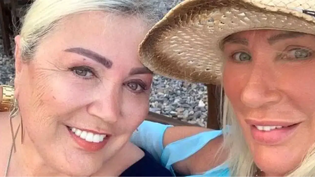 Seda Sayan’ın ablası kim, estetik ameliyatı neden olay oldu, kaç yaşında?