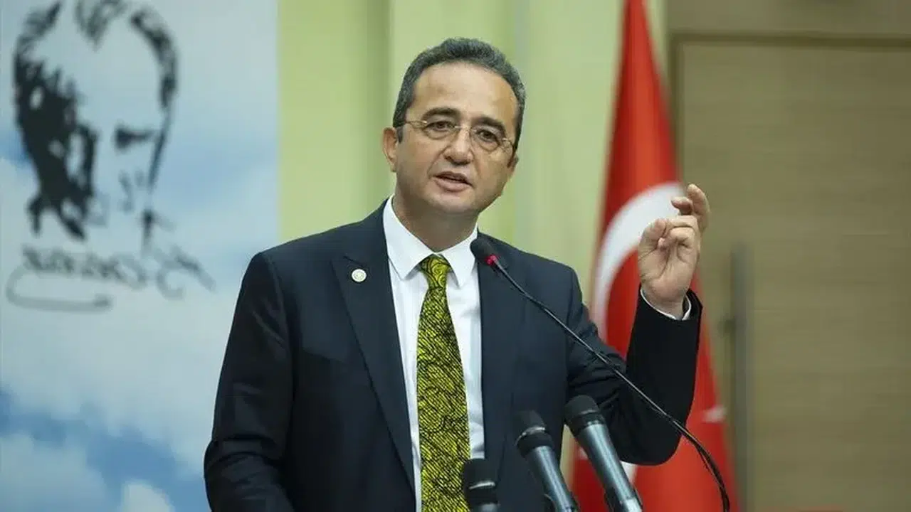 Aydın Milletvekili Bülent Tezcan kimdir, kaç yaşında, aslen nereli, hangi partiden, ne mezunu, evli mi, çocuğu var mı?