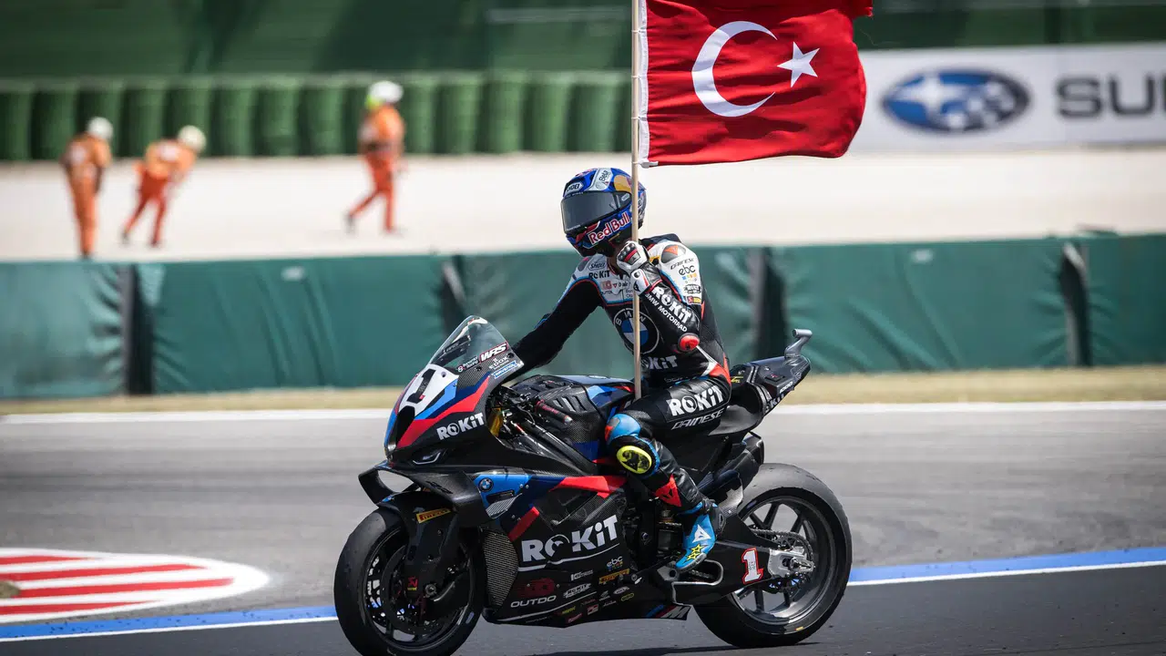 Toprak Razgatlıoğlu MotoGP ilk yarışı hangi tarihte, hangi takımda, Yamaha YZR-M1 ile mi start alacak, canlı yayın bilgisi açıklandı mı?