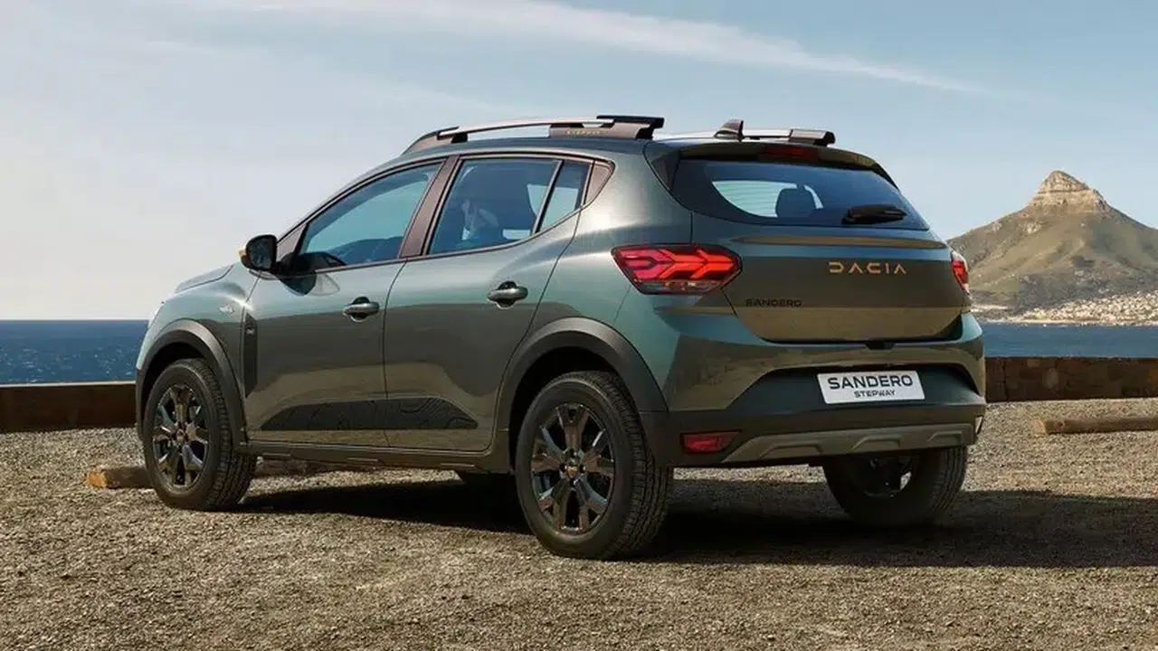 Dacia Sandero Stepway 2026 satış fiyatı ne kadar, manuel ve otomatik farkı ne, kaç motor?