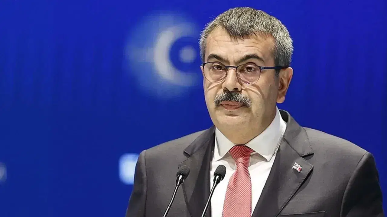 Laiklik Bildirisi Neden Yazıldı, İmzalayan 168 Kişi Kim, Yusuf Tekin Neden Bu İsimlere Dava Mı Açtı?