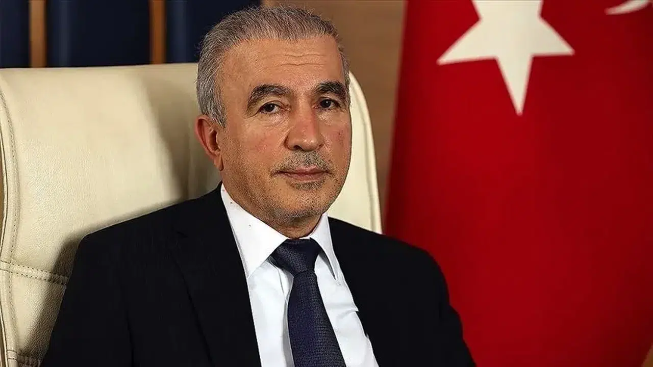 Naci Bostancı hayatı (kimdir), kökeni nere, kaç yaşında, hangi partiden, evlendi mi?