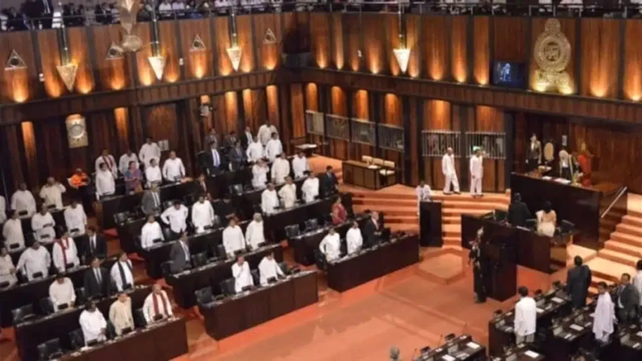 Sri Lanka’da Tarihi Karar, Milletvekili Emekli Maaşları Resmen Kaldırıldı