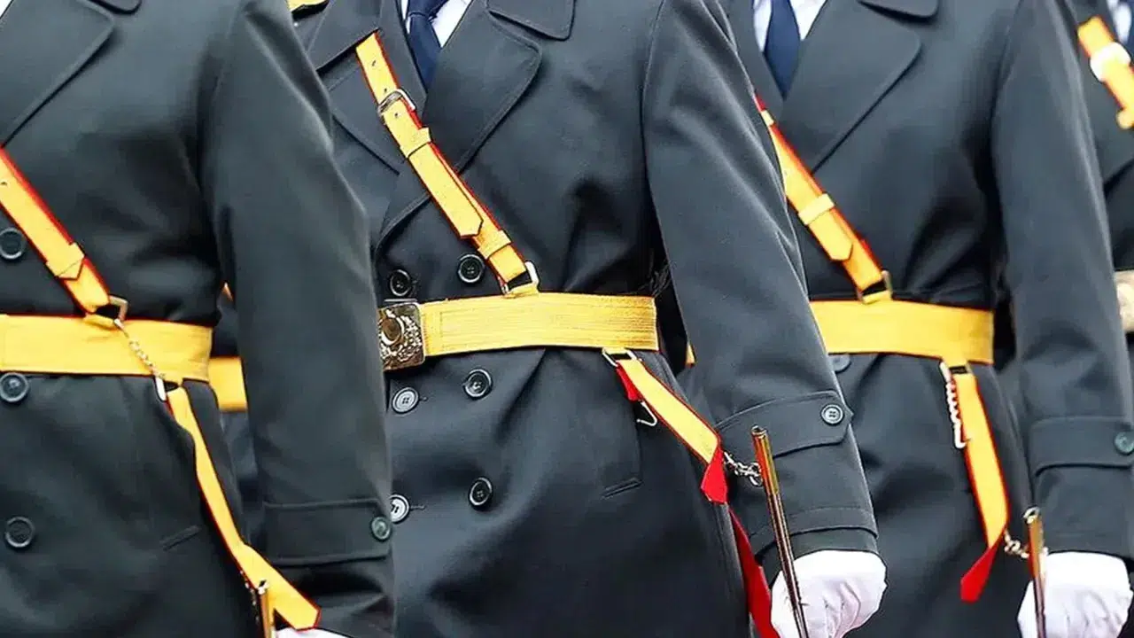 Hava Harp Okulu’nda Operasyon! Aramalarda Uyuşturucu Ele Geçirildi