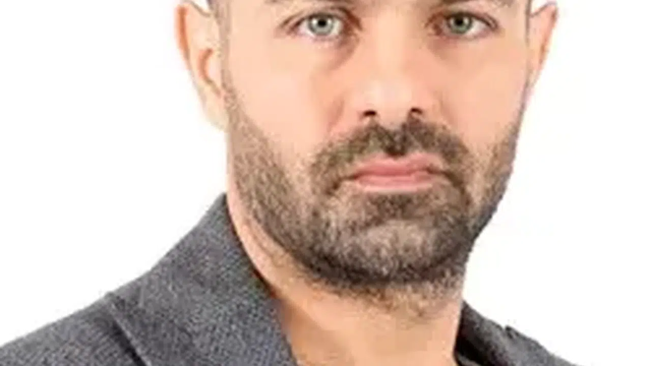 Kızılcık Şerbeti Asil kim, Erkan Avcı hayatı (kimdir), kaç yaşında, nereli ve hangi dizilerde oynadı?