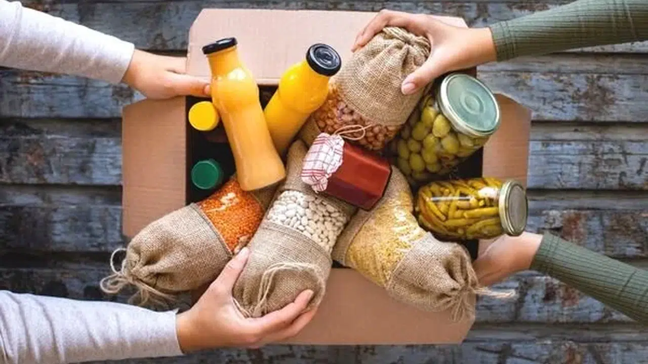 2026 Ramazan erzak kolisi fiyatları ne kadar? Migros, ŞOK, CarrefourSA, Metro, Trendyol ve Hepsiburada Ramazan kolileri listelendi