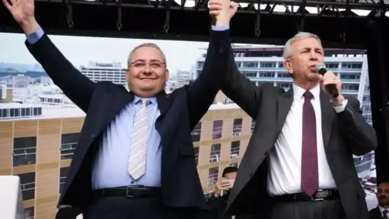 Mesut Özarslan’dan Mansur Yavaş’a Sert Çıkış! 'Bezgin Bir Şekilde CHP’de'